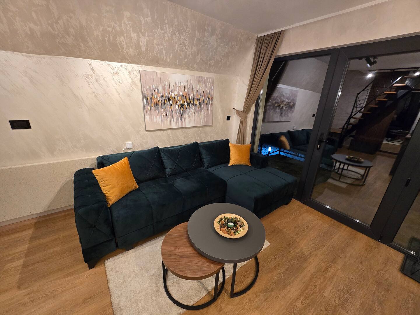 28f66c30-5be3-40e6-8f06-a55b56861ef7